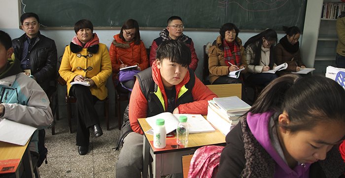 博亚体育下载官方渠道初中部四名博亚体