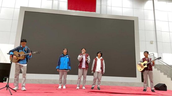 音乐赋予他们自信和光芒
