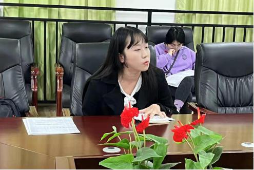 副校长呼宇